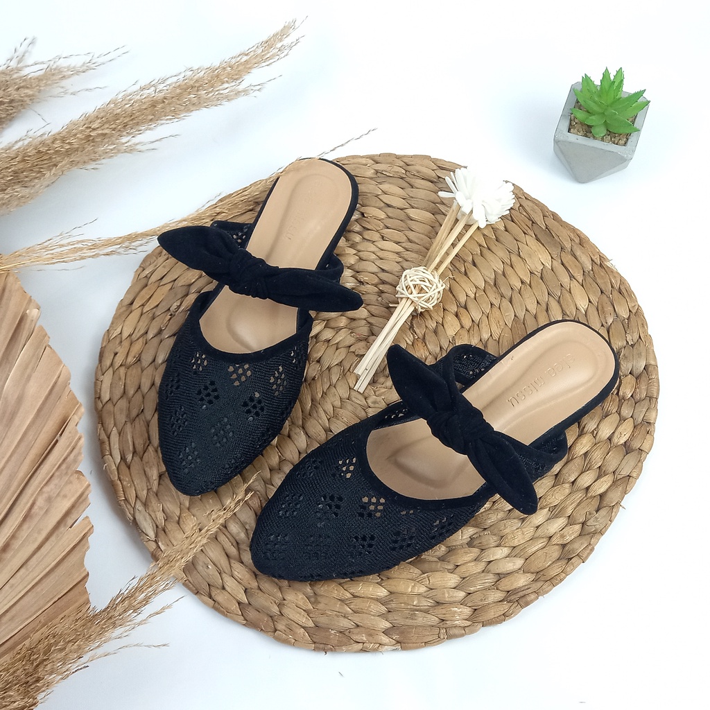 VNL Marleen Mules | Sepatu Wanita | Sepatu Flatshoes | Flatshoes Casual | Mules