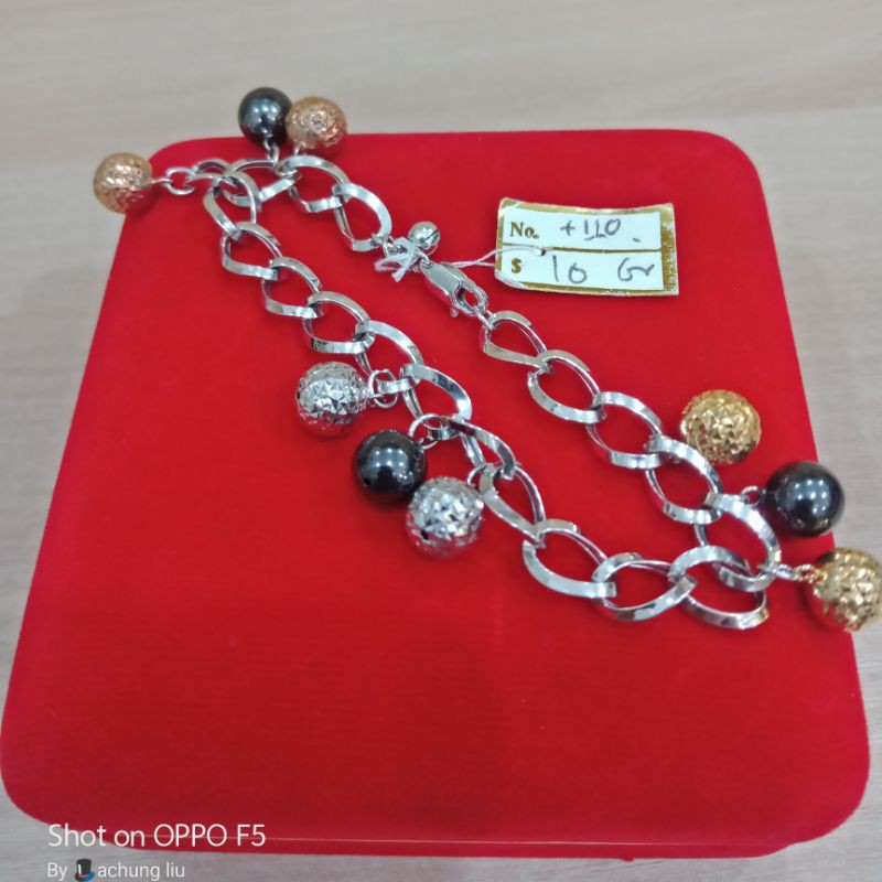 Gelang tangan emas putih kadar 750 (berat 10.11 gram)