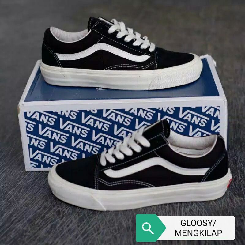 Sepatu Vans oldschool black white GLOOSY/MENGKILAP  terlaris