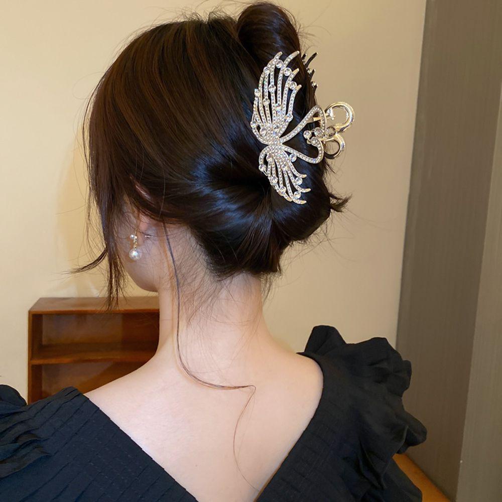 Agustina Wanita Cakar Rambut Hiasan Kepala Vintage Mutiara Temperamen Zirkon Rambut Kepiting Klip Kristal Hiu Klip