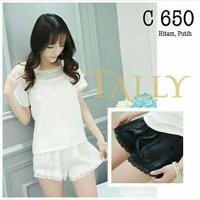 SATIN SILKY SHORTS