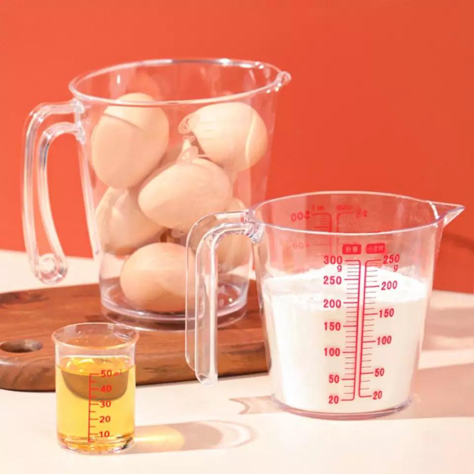 measuring jug plastic 500ml / gelas takar plastik transparan serbaguna 500ml / transparent baking cup vshape / milk cup