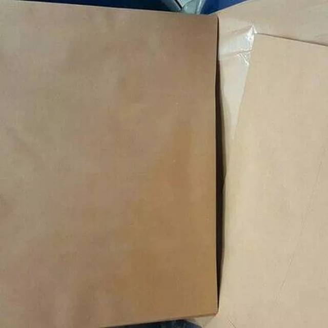 

Amplop Coklat Folio