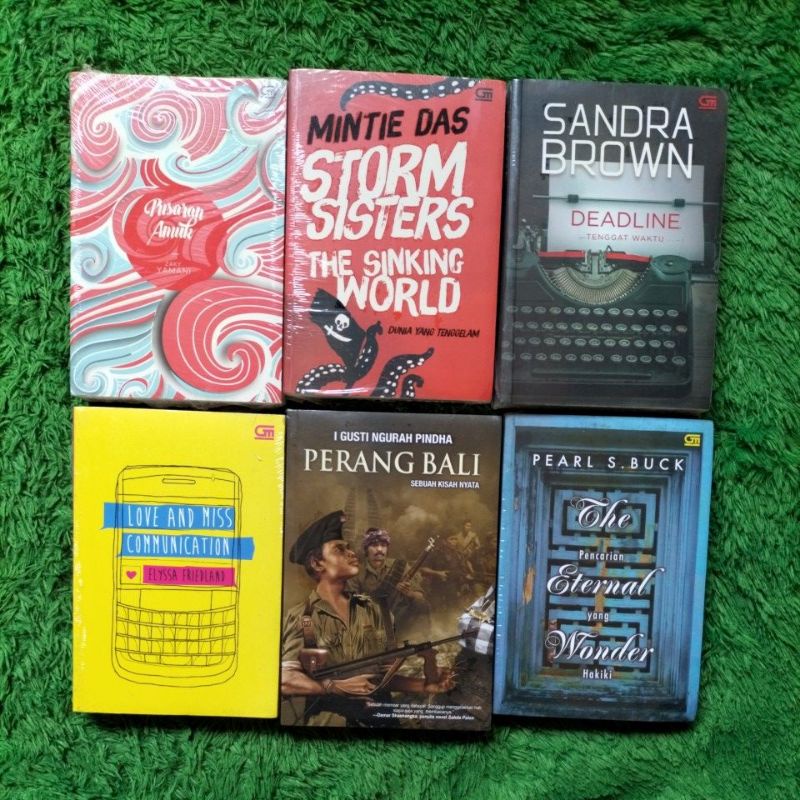 ORIGINAL NOVEL PUSARAN AMUK, STORM SISTERS THE SINKING WORLD, DEADLINE, LOVE AND COMMUNICATION, PERA