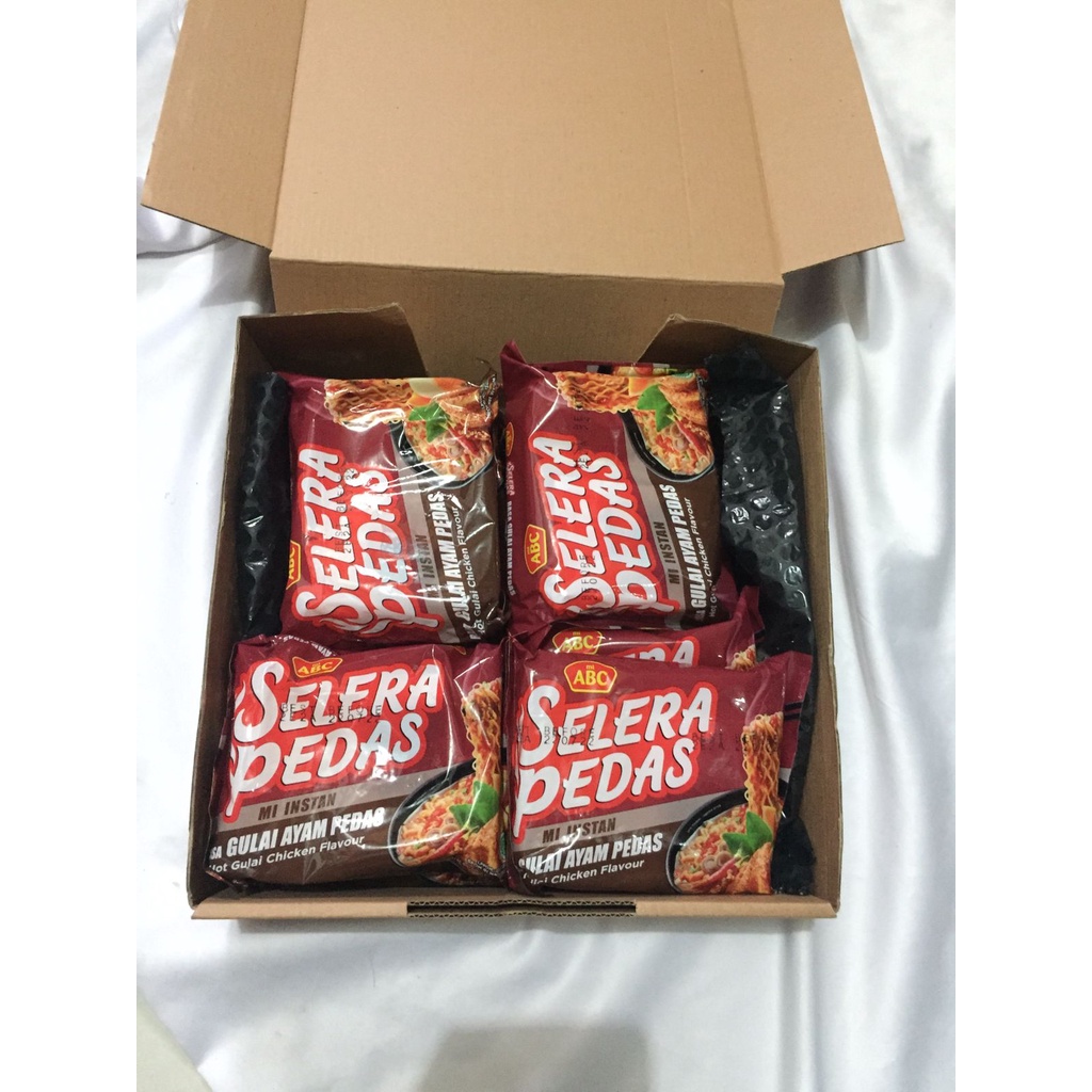 

HAMPERS GIFT BOX MIE INSTAN