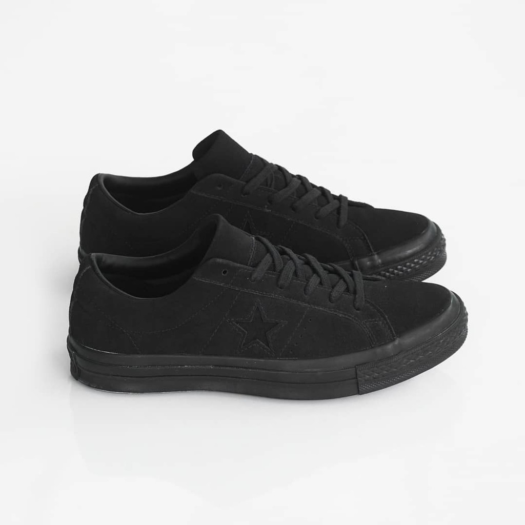 converse black with star