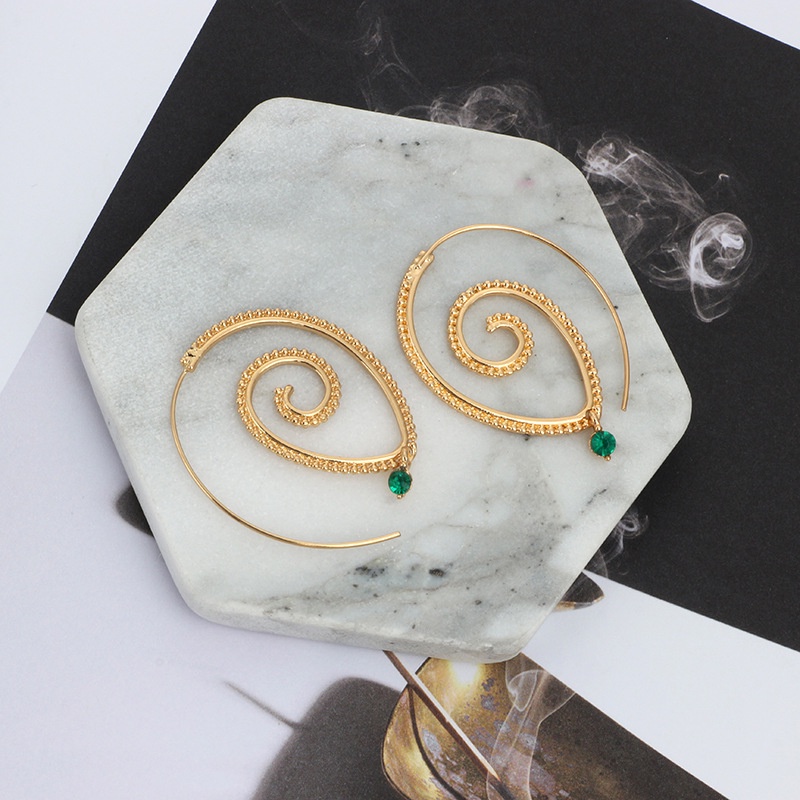 Anting Juntai Bentuk Spiral Geometris Aksen Permata Hijau Gaya Vintage Untuk Wanita