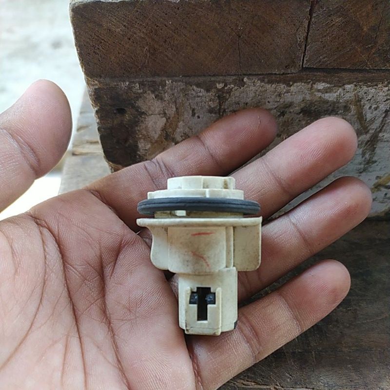 soket fitting sein lampu depan innova 2012 2013 2014 2015 original