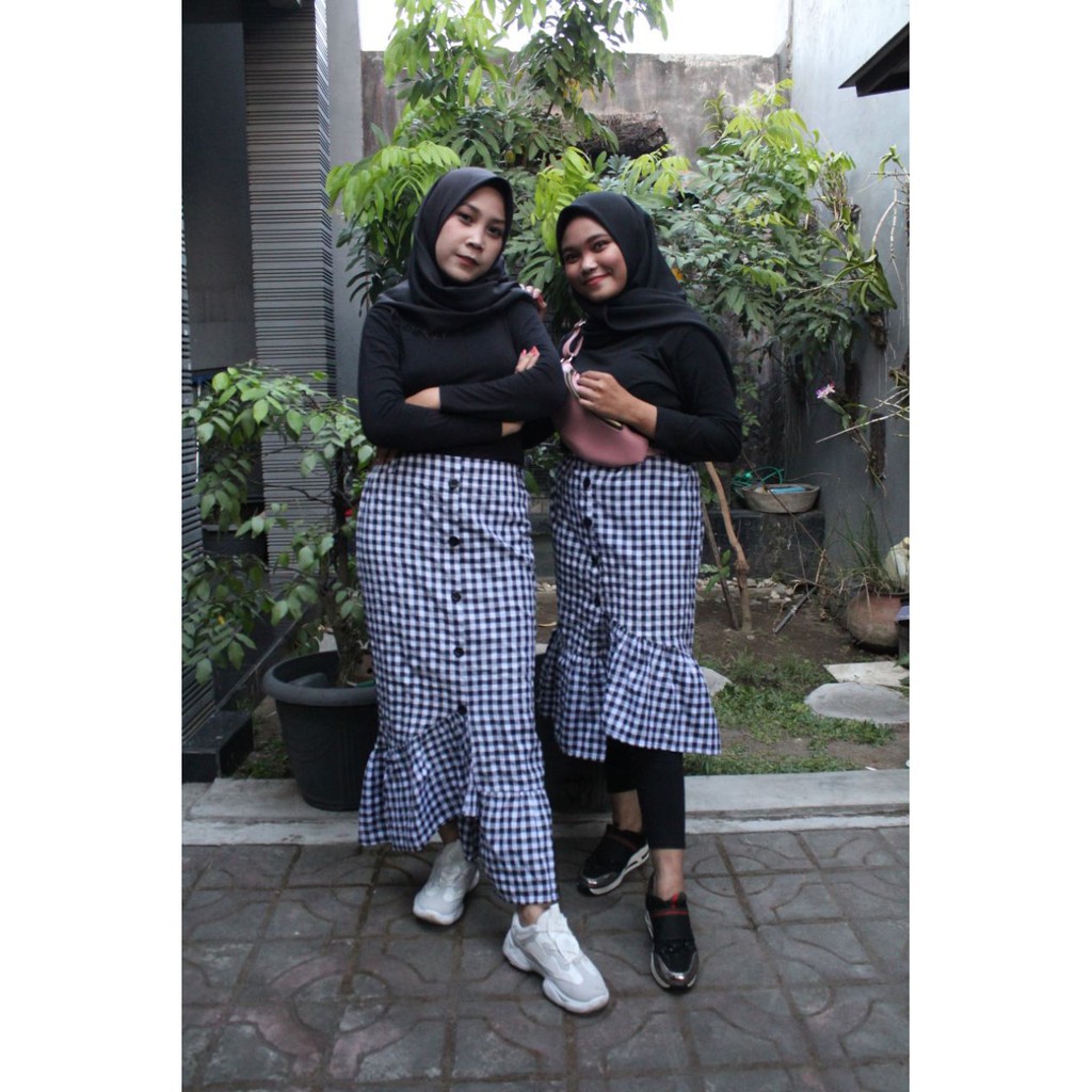 Tartan Ruffle Skirt Zara / Rok Zahra By FTC Murah