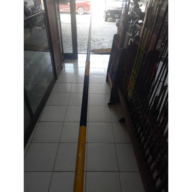 Joran Tegek Kaku Keras Giant Flag Tongkat Bendera Black Panther Panjang 9 meter import