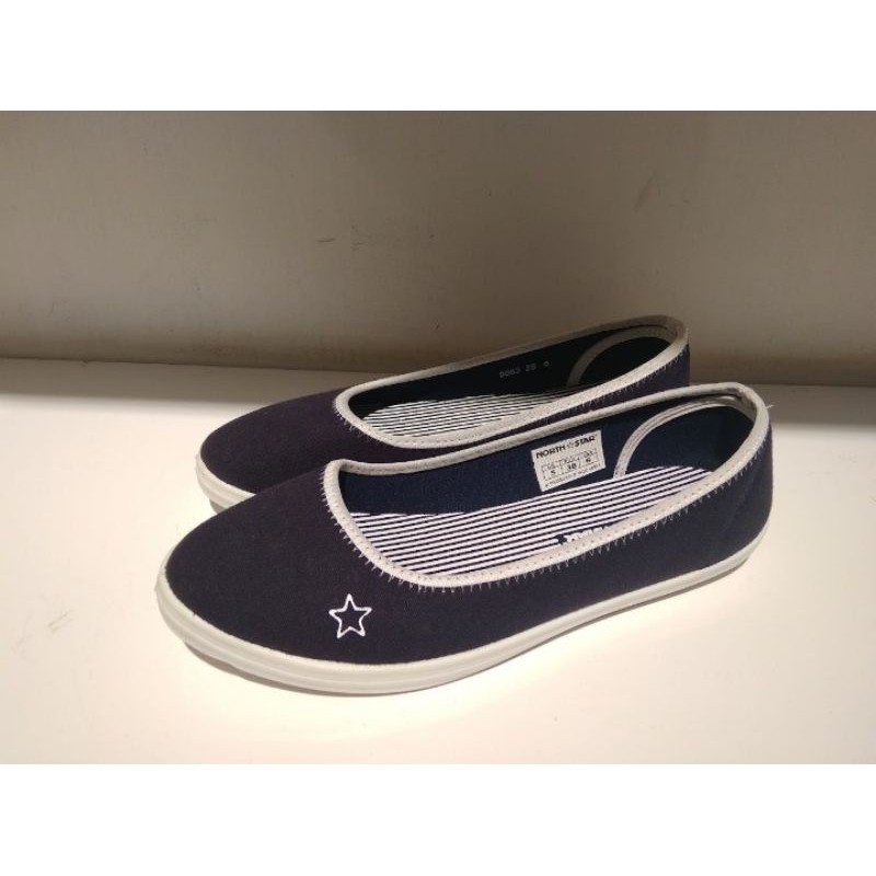 Sepatu cewek north star by Bata
