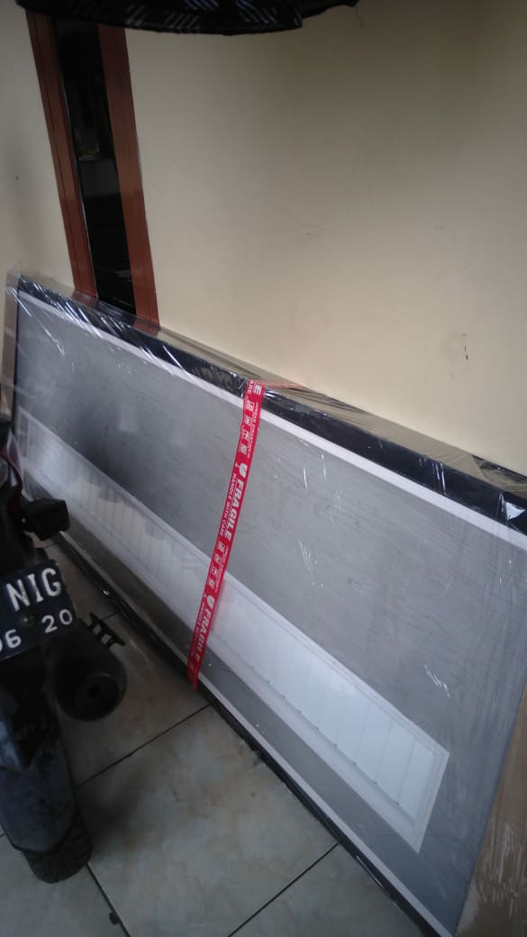 Pintu Kamar Mandi Pvc Aluminium Handle Gagang Motif Kayu Jati Silver Abu-abu Grey