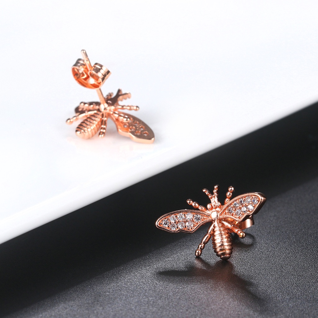 Anting Stud 925 Silver Desain Bunga Lebah Aksen Mutiara Bahan Zirkon Untuk Wanita