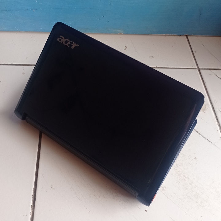 Acer Aspire One AOA150 Warna Biru Donker 10 inch, Intel Atom N270 RAM  HDD 320 GB Notebook Second