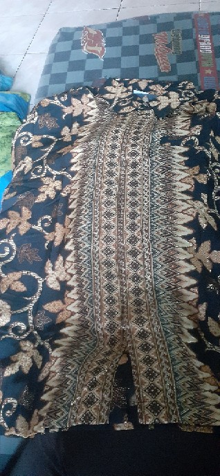 Lembayung.id / Kemeja Batik Lengan Panjang Paya Gold