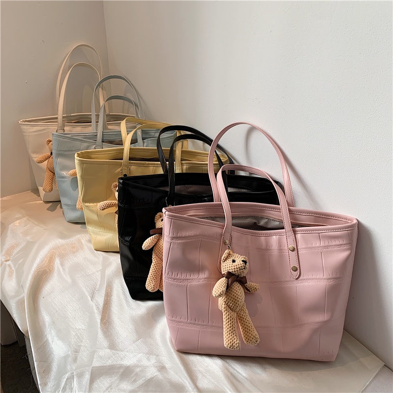 LX307737 Tas Wanita TOTE BAG Fashion Ada Gantungan Boneka  terbaru 1kg bisa 2 tas supplier tas import CR7737