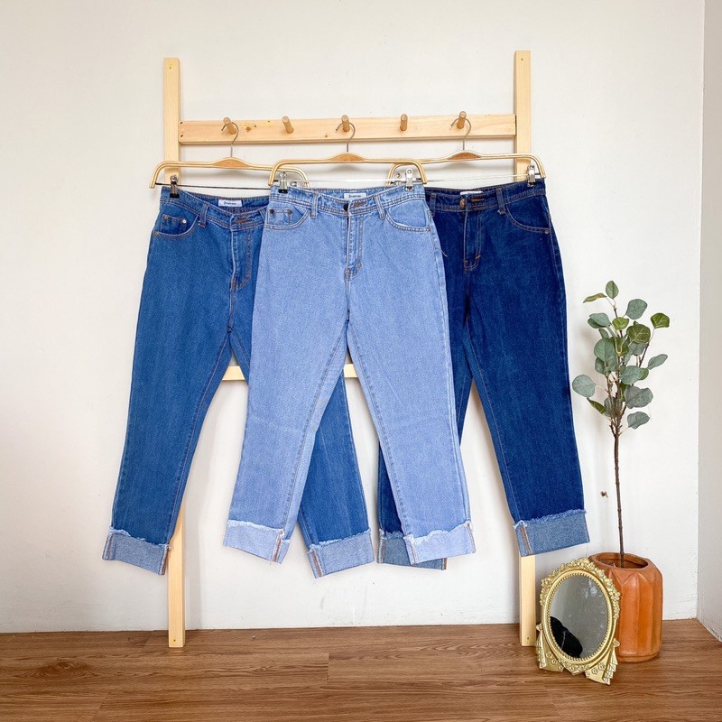 Winiest - unfinished boyfriend jeans - jeans wanita - boyfriend jeans - celana jeans wanita