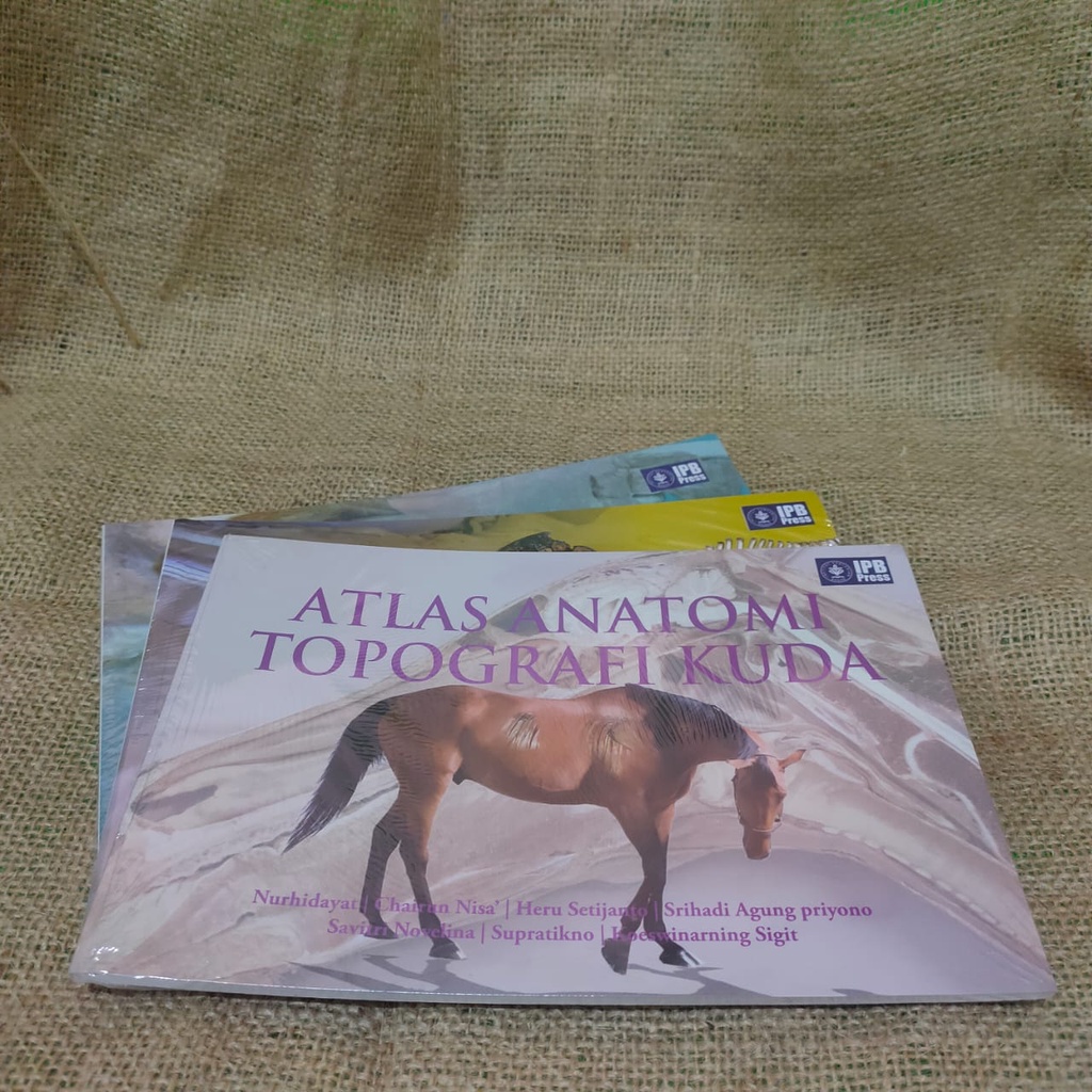 Buku Kedokteran Hewan - Atlas "Anatomi Topografi Kuda"