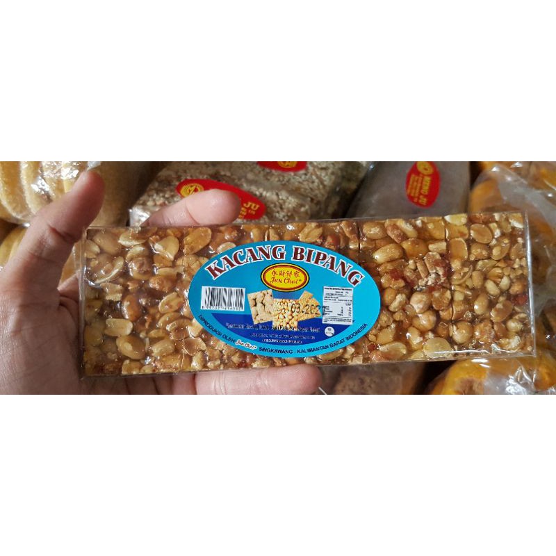 

JUN CHOI Kacang Bipang dari Singkawang