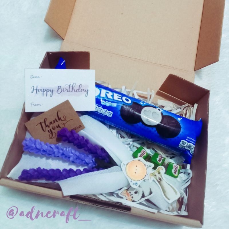 

Gift box hampers snack kado ulang tahun murah lucu