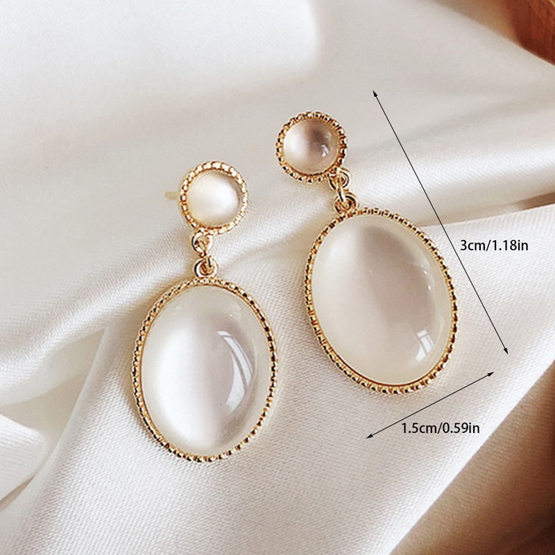 Anting Stud Desain Bunga Kristal Mutiara Bahan Alloy Gaya Korea Klasik Untuk Wanita