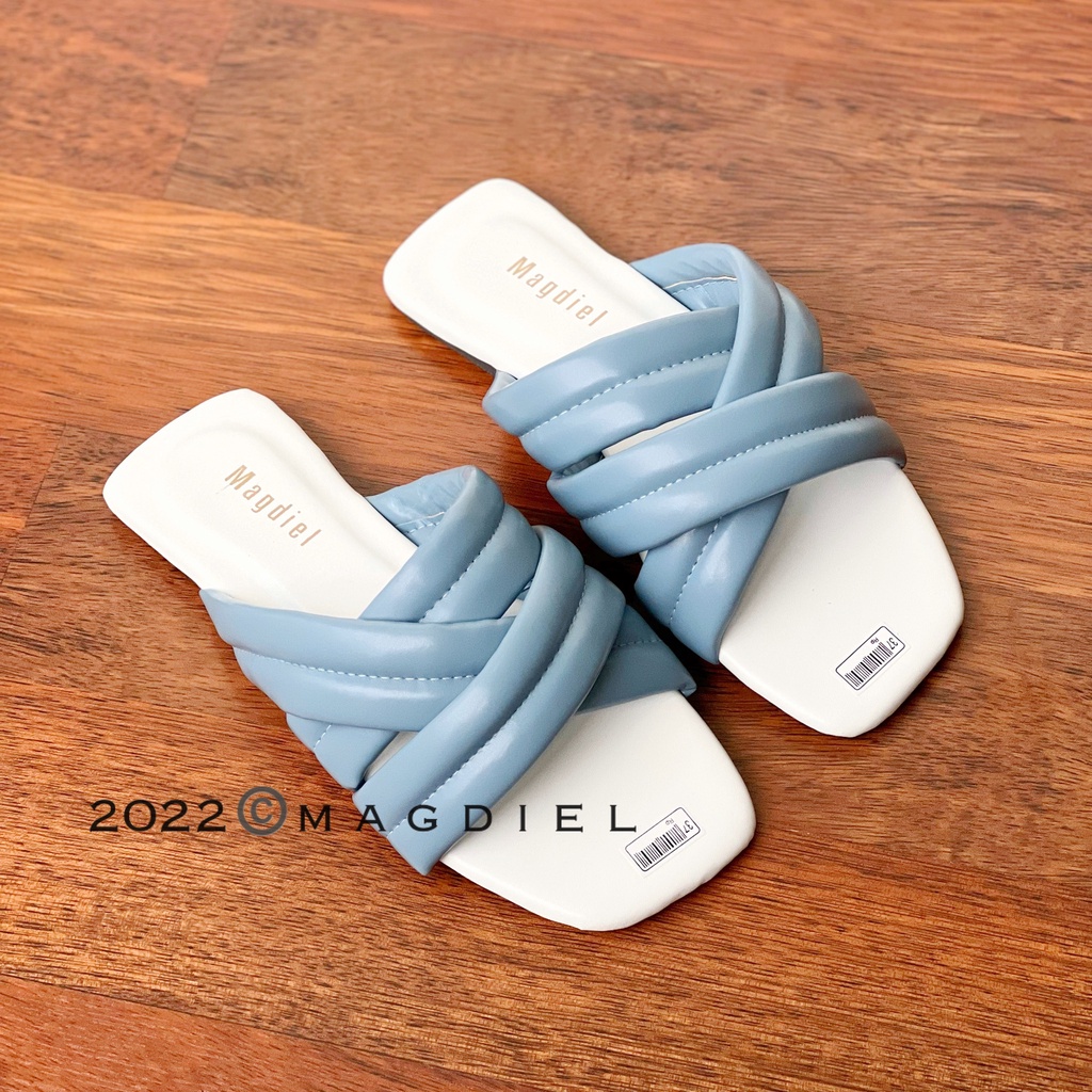 Magdiel - Novara Sandal Wanita Puffy-Biru
