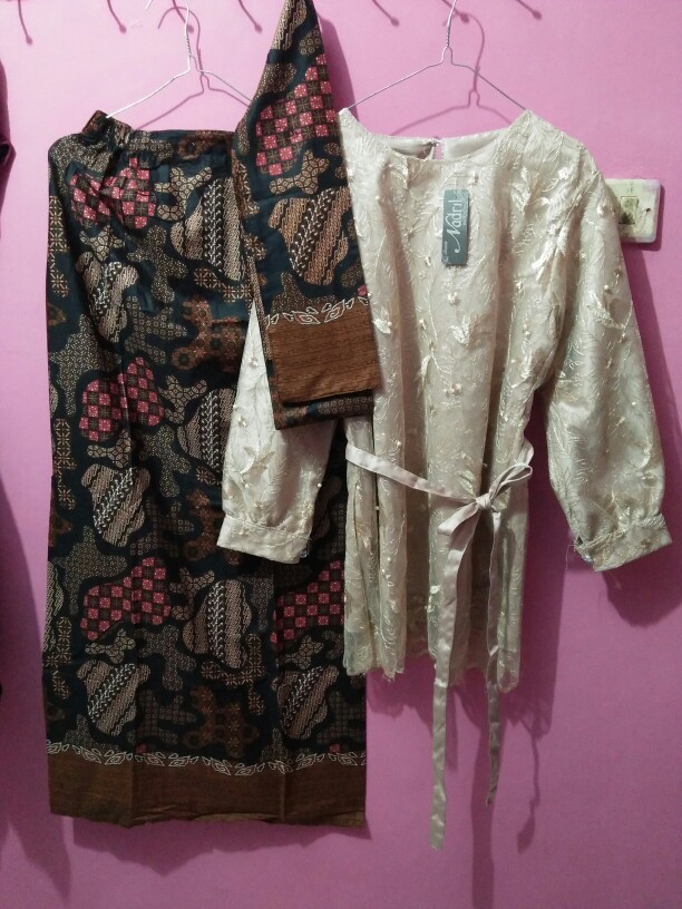 Maura Couple - Sania Ruffle Batik Couple Ori Ndoro Jowi Dnt Garansi Termurah Shopee - Couple Aziza