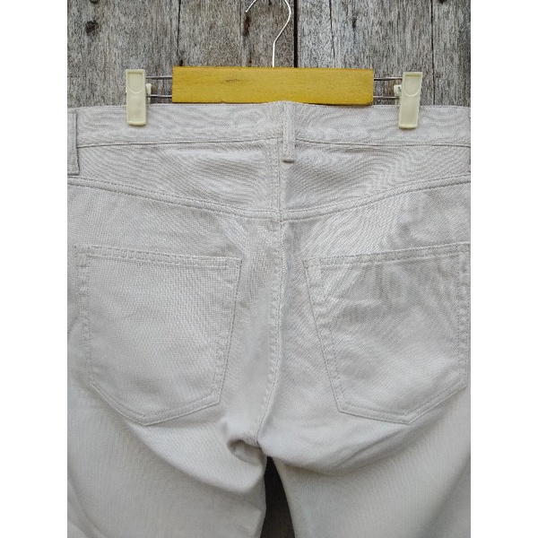 neighborhood wihte jeans slim straight size 33 second preloved