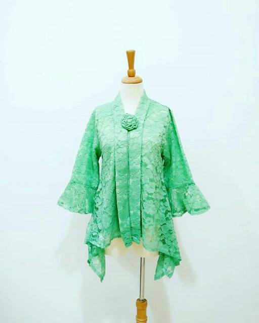Baju Kebaya Sabrina Modern Atasan Brukat Brokat Lace Baju Kebaya Sabrina Modern Atasan Brukat Brokat Lace