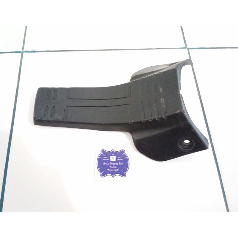 KARET PLANA SAYAP SUZUKI RC100 BRAVO ORIGINAL