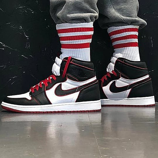 jordan 1 bloodline nike