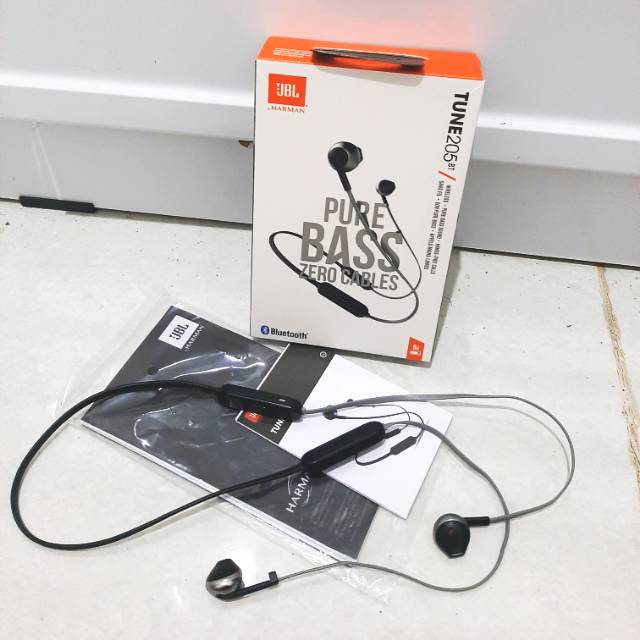 JBL TUNE 205BT wireless headphone