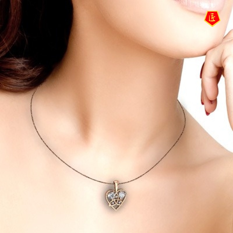 [Ready Stock]European and American Christian Jesus Father Son Holy Spirit Trinity Love Heart-Shaped Pendant