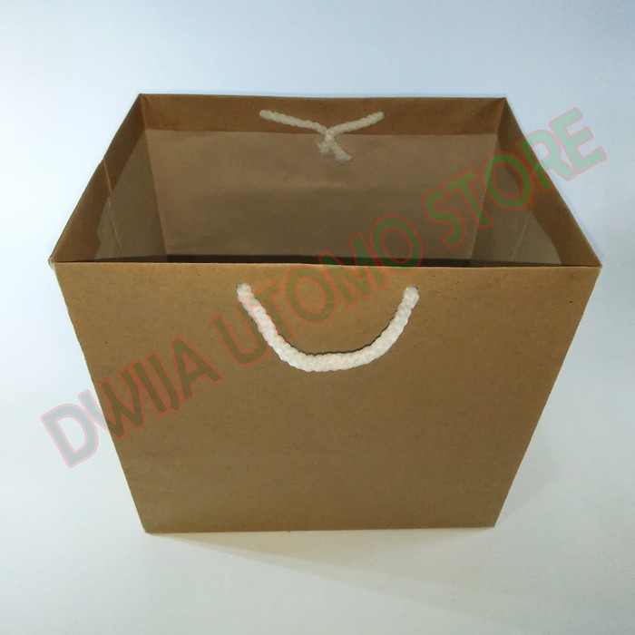 

Paperbag, Tas Kertas Kraft Coklat ukuran 25x18x25 per pack (100pcs)