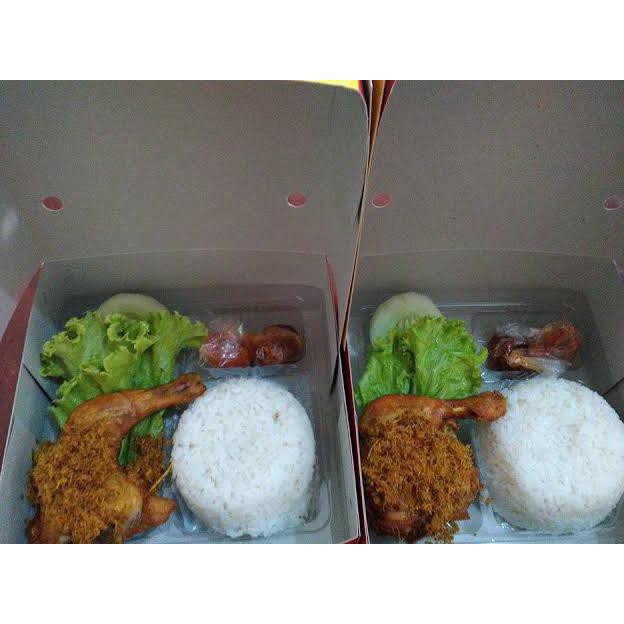 

Favorit] Box Nasi Kertas Putih Polos / Kardus Nasi Berkat Plus Daleman Isi 100