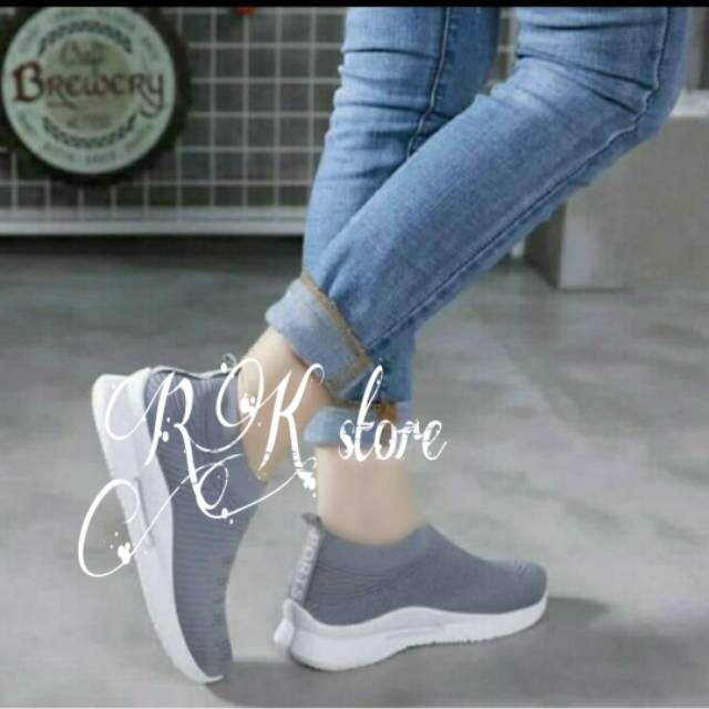 TERBARU SLIP ON VEGASUS