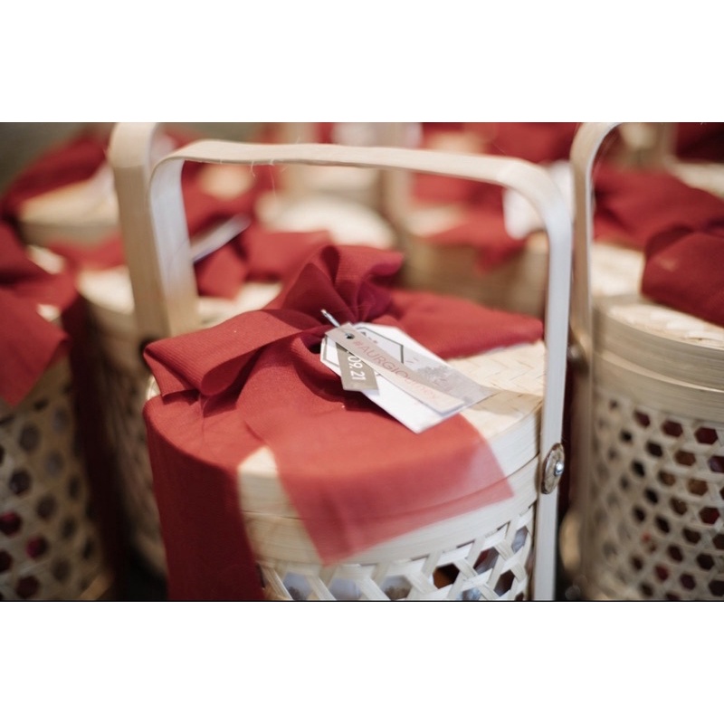 

SOUVENIR / HAMPERS SANGJIT / TINGJING