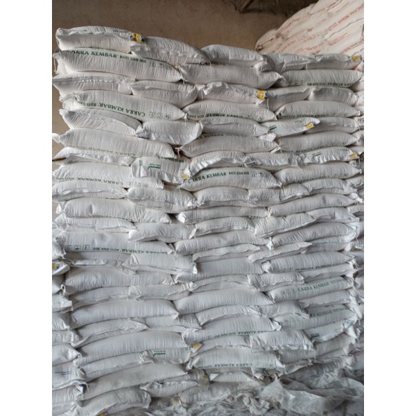

Tepung terigu cakra kembar bogasari 25 kg