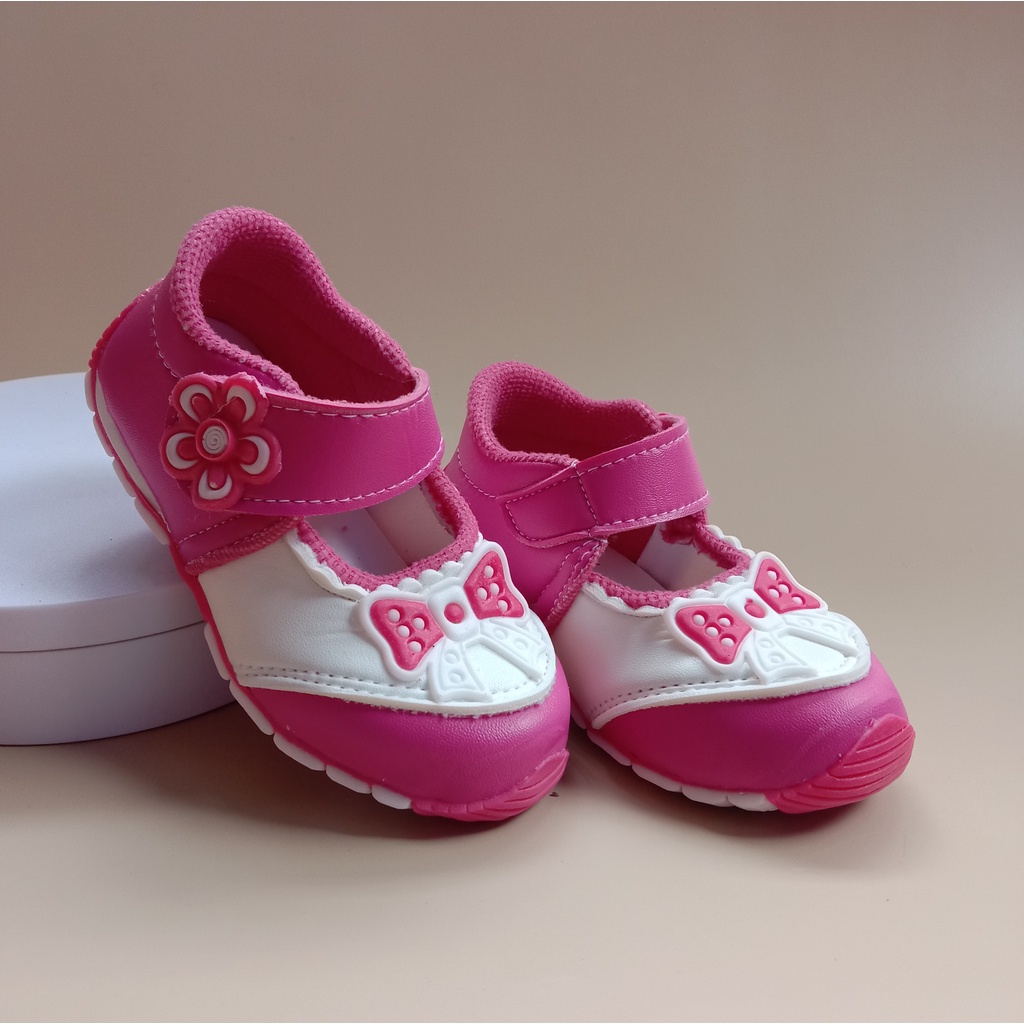 Sepatu bayi bunyi anak perempuan usia 1-3 tahun / sepatu bayi murah / sepatu anak casual keren-pita