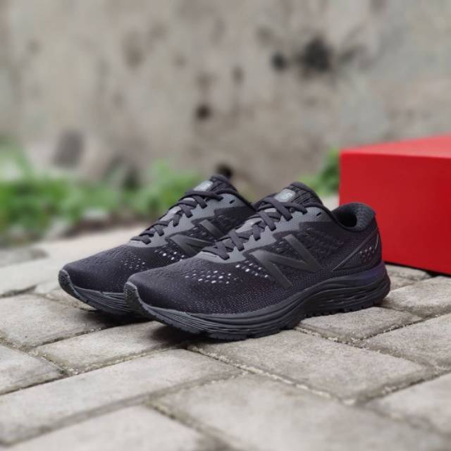 new balance m880tb9