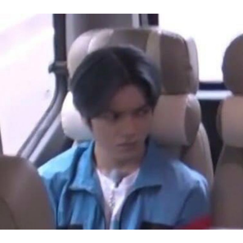 ID CARD B2S TAEYONG BOOKED