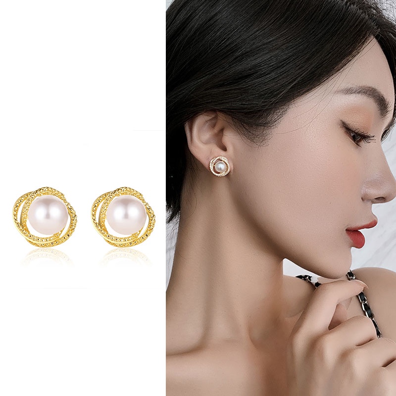 Anting Tusuk Asimetris Bahan Sterling Silver 925 Hias Mutiara Gaya Koreabarokvintagesexy Untuk Wanita