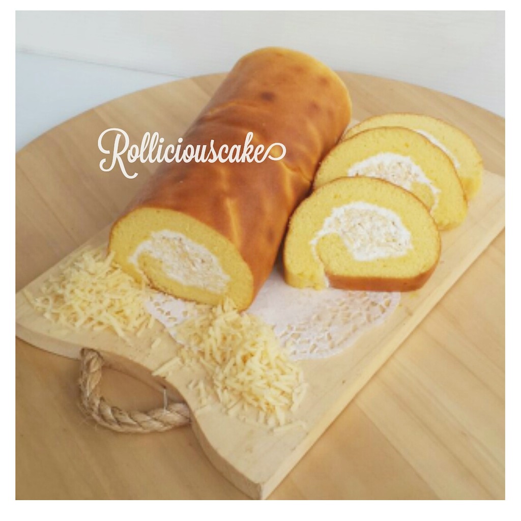 

Bolu Gulung Keju Rollcake Favorit Kue Keju Original