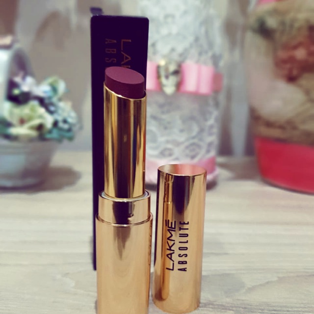 Lakme Absolute Lipstik