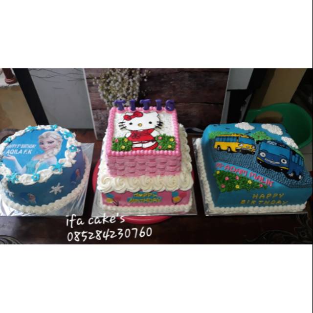 

Birth day cake Karakter dan coklat