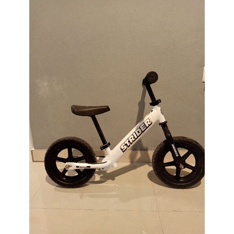 Balance Bike Strider (preloved)