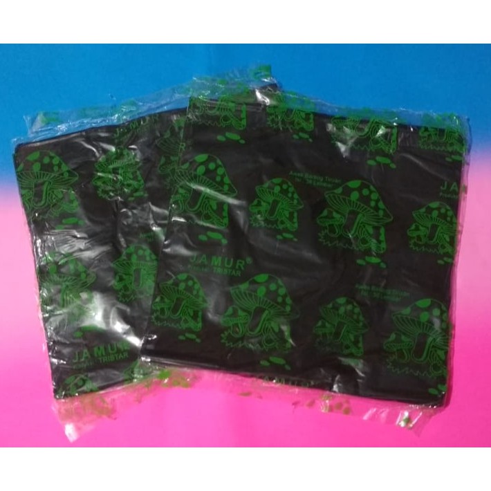 PROMO NIH!!! Plastik Kresek Hitam Merk Jamur Uk Tanggung (21)