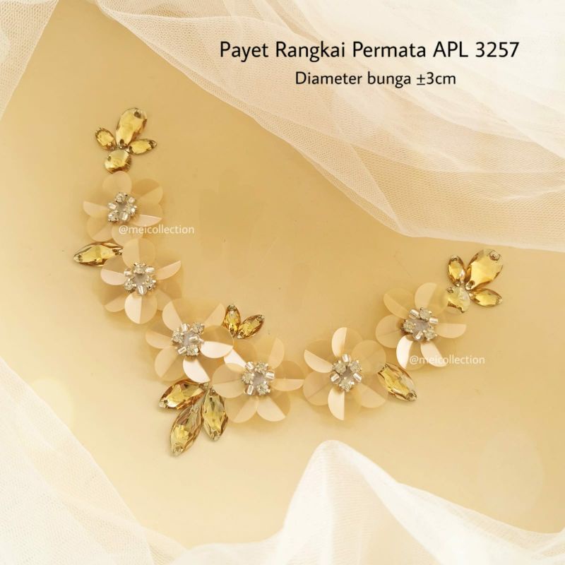 Payet leher permata bunga 3D APL 3257 warna camel gold camel doff dress pesta aplikasi Payet rangkai
