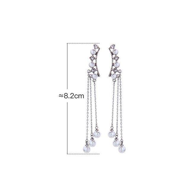 LRC Anting Tusuk Fashion Stud Earrings Fringed Artificial pearl Earrings D44957
