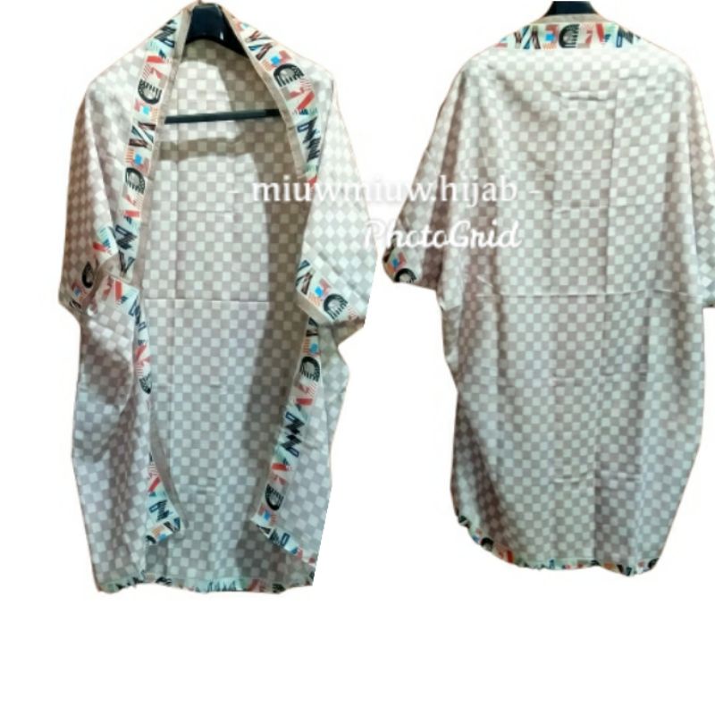 Outer scarf viral motif Zara dusty pink